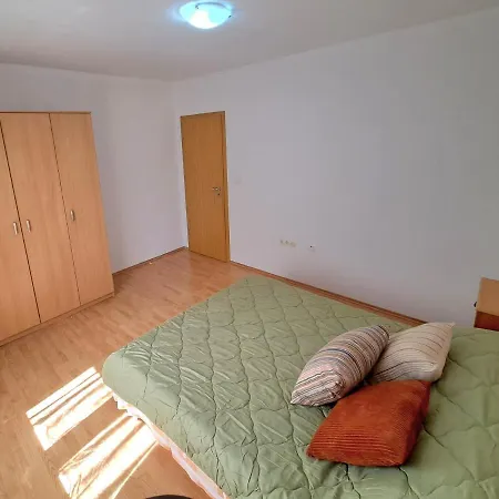 Three Bedroom Niko Apartmán