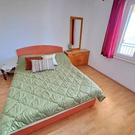 Three Bedroom Niko Апартаменти Задар