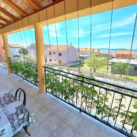 Apartmán Three Bedroom Niko *